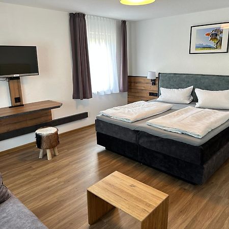 Zum Bayrischen Wirt Hotel Maierhöfen Eksteriør billede