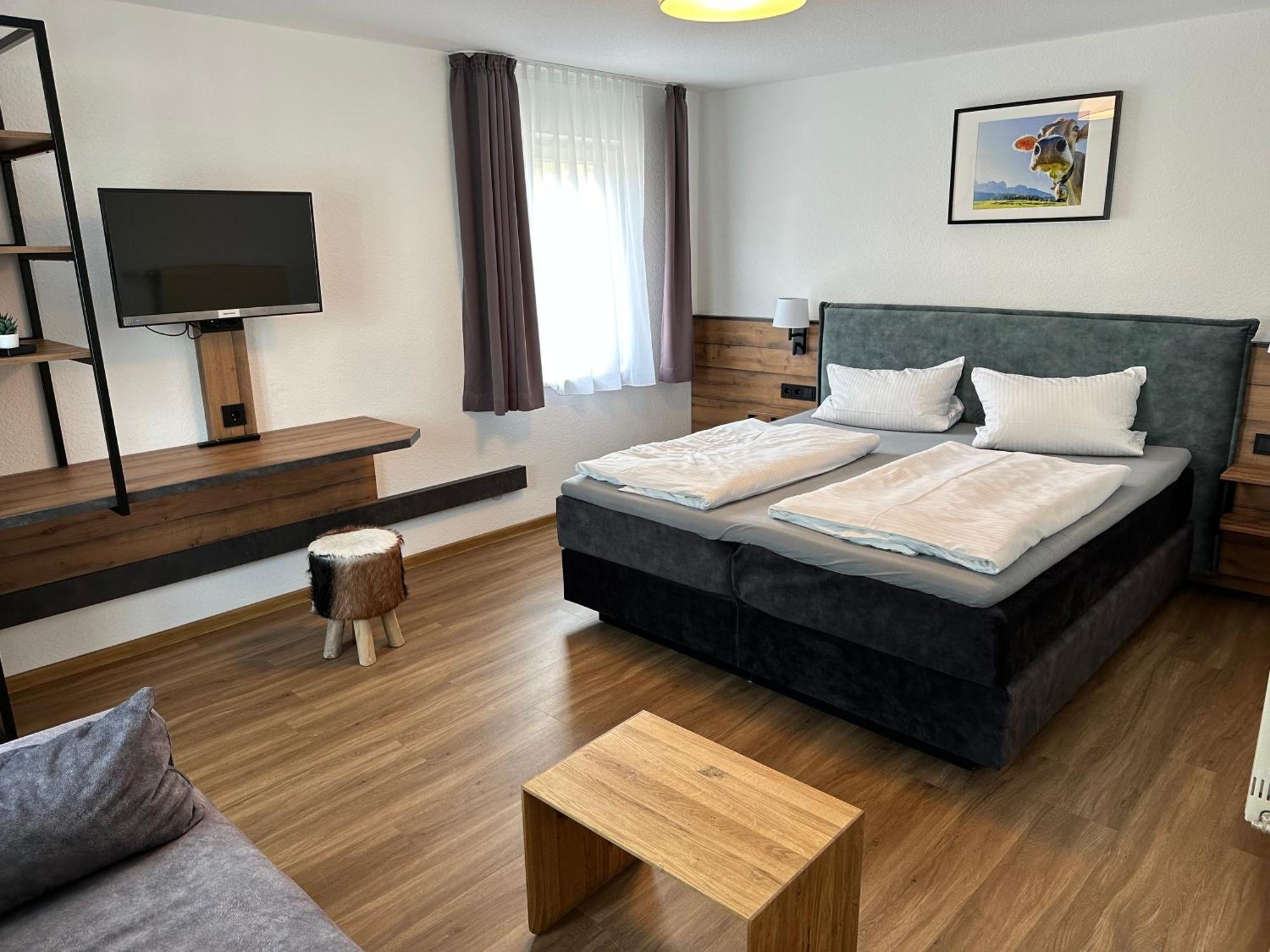 Zum Bayrischen Wirt Hotel Maierhöfen Eksteriør billede